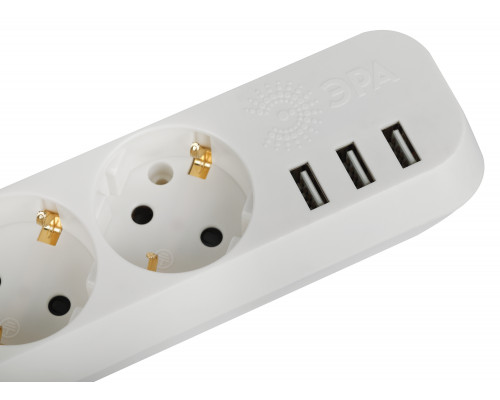 Удлинитель электрический ЭРА U-3es-5m-USB c заземлением с выключателем 3 розетки + 3xUSBA 5м 10А